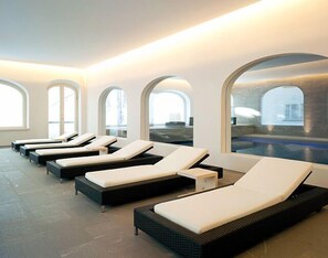 جلسات تدليك الأنسجة العميقة، علاج بالارتداد اللاإرادي