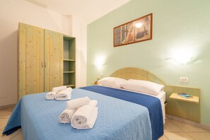Family Apartment, 2 Bedrooms, Garden View