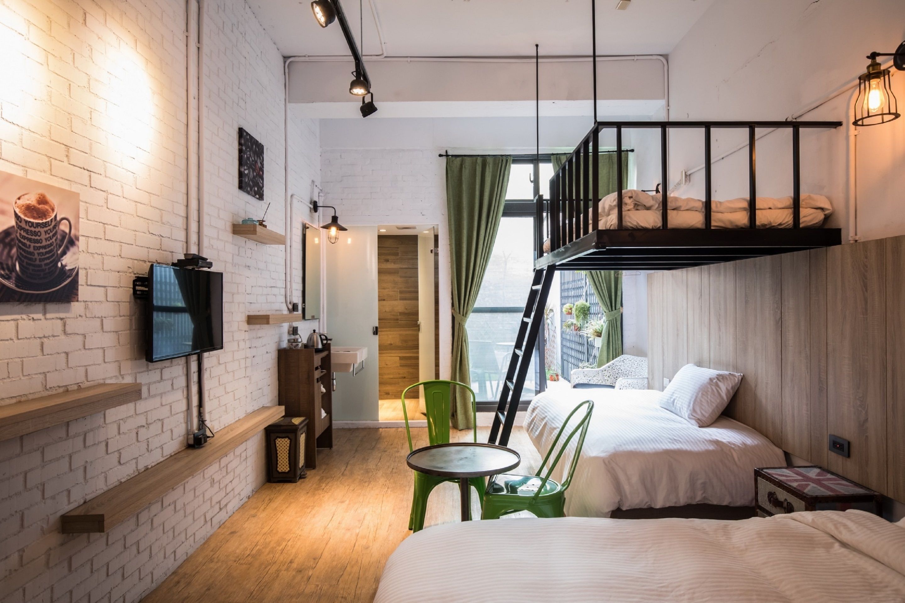 Comfort Quadruple Room