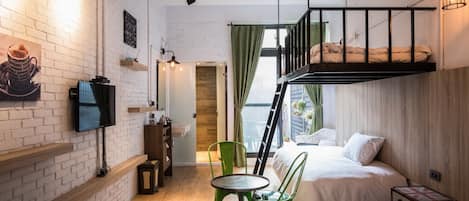 Comfort vierpersoonskamer | 1 slaapkamer, verduisterende gordijnen, gratis wifi, beddengoed