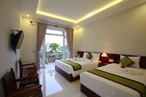 Minibar, in-room safe, individually decorated, individually furnished - La Uy Villa (Da Nang)