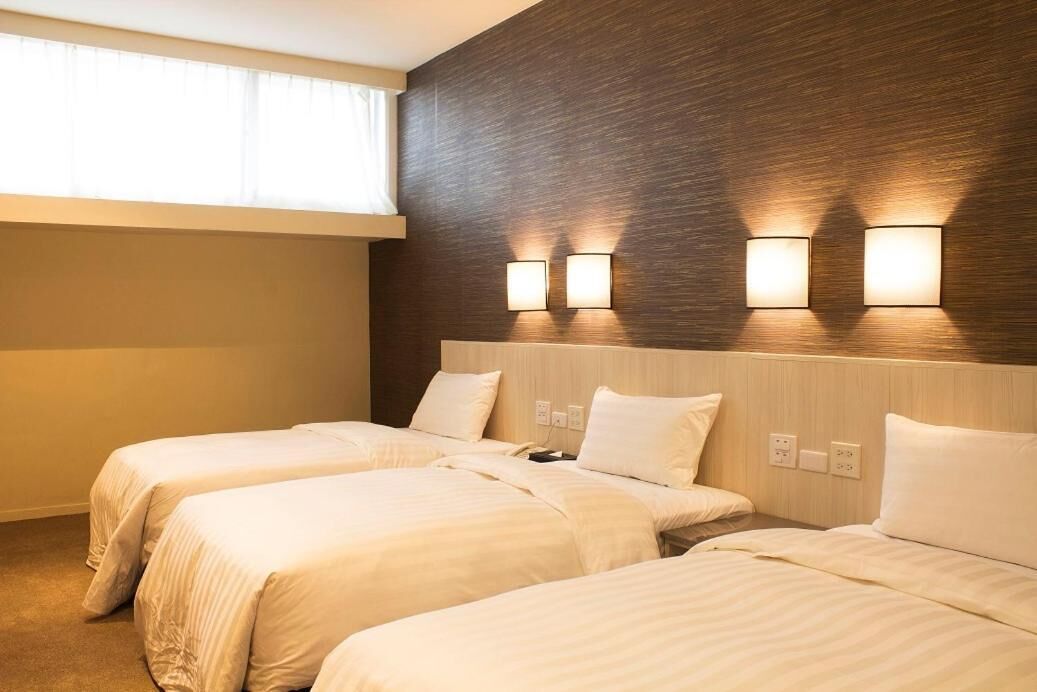 desk, blackout curtains, free wifi