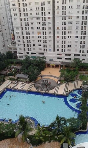 Pool - Ritz Properti (Jakarta)
