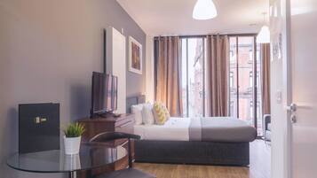 1 bedroom, hypo-allergenic bedding, desk, blackout curtains