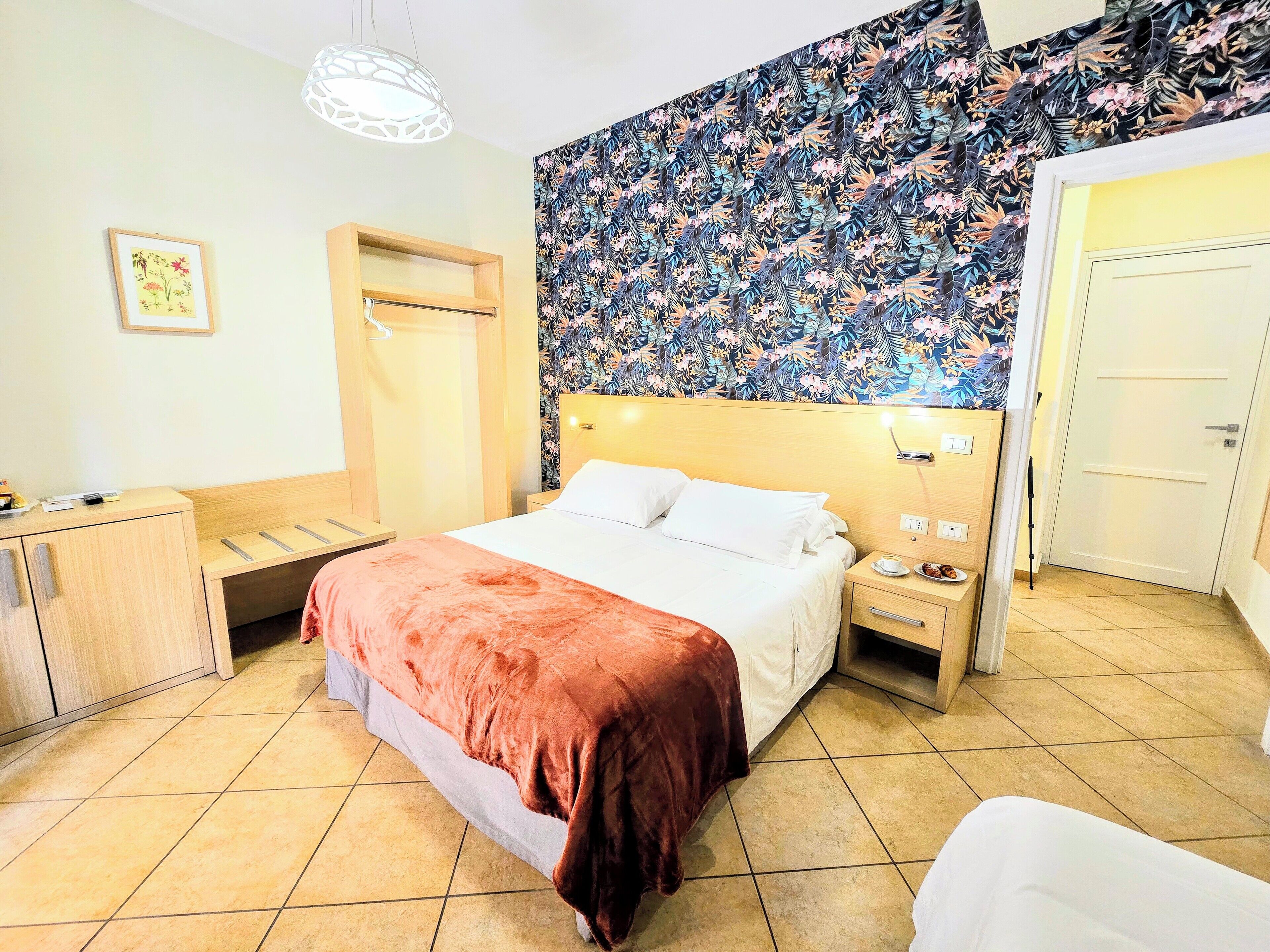 Down duvets, in-room safe, blackout curtains, free WiFi