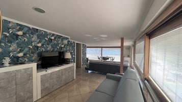 Appart'hĂŽtel Panoramique | 1 chambre, couette en duvet d'oie, coffres-forts dans les chambres