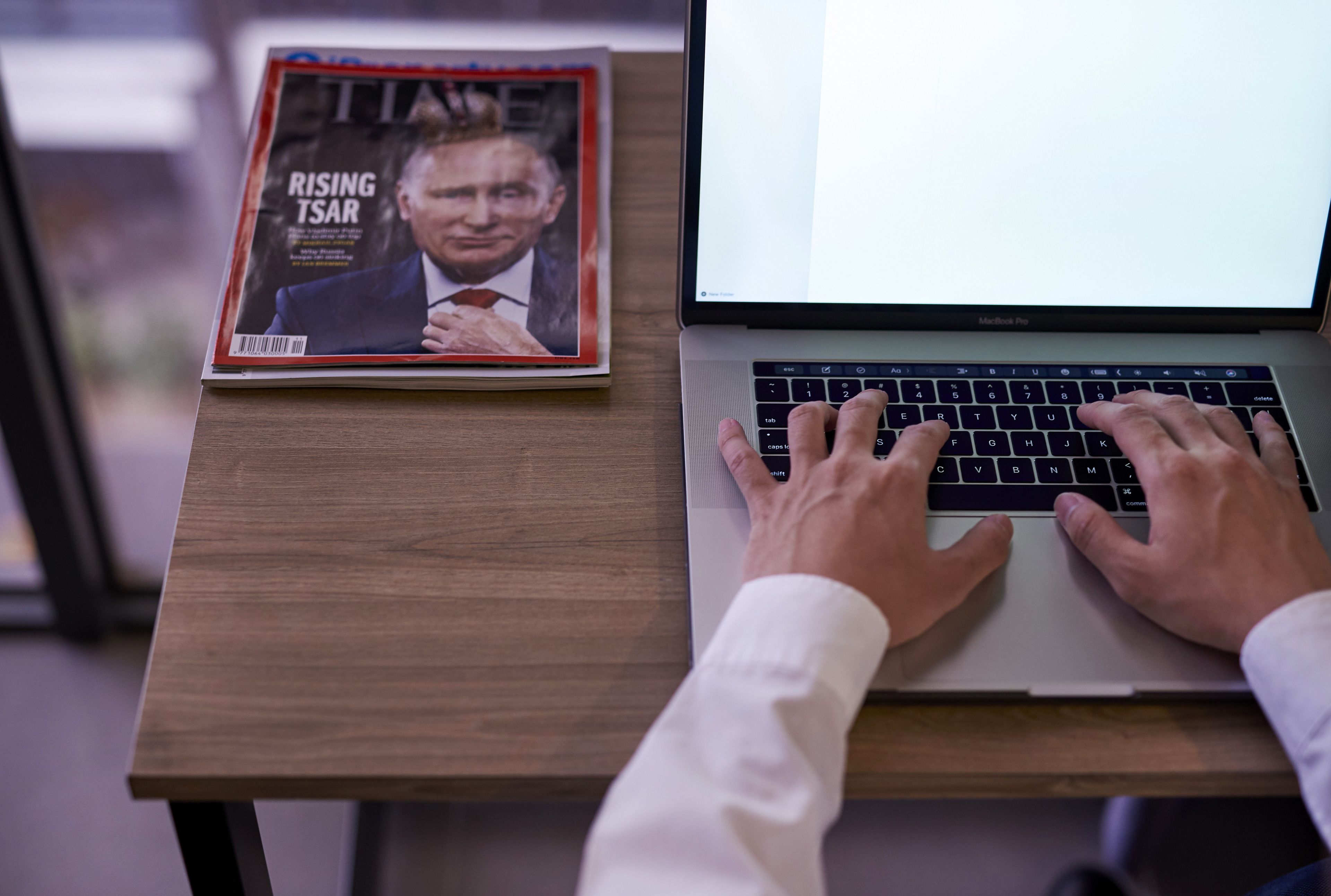 grand deluxe king | in-room safe, desk, soundproofing, iron/ironing board