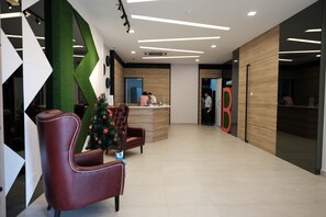 Lobby sitting area - B Lot Hotel (Kuala Lumpur)