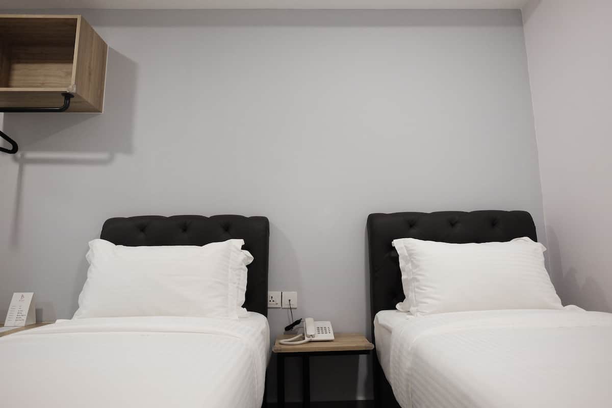 Deluxe Twin Room, No Windows | In-room safe, desk, soundproofing, iron/ironing board (on request)