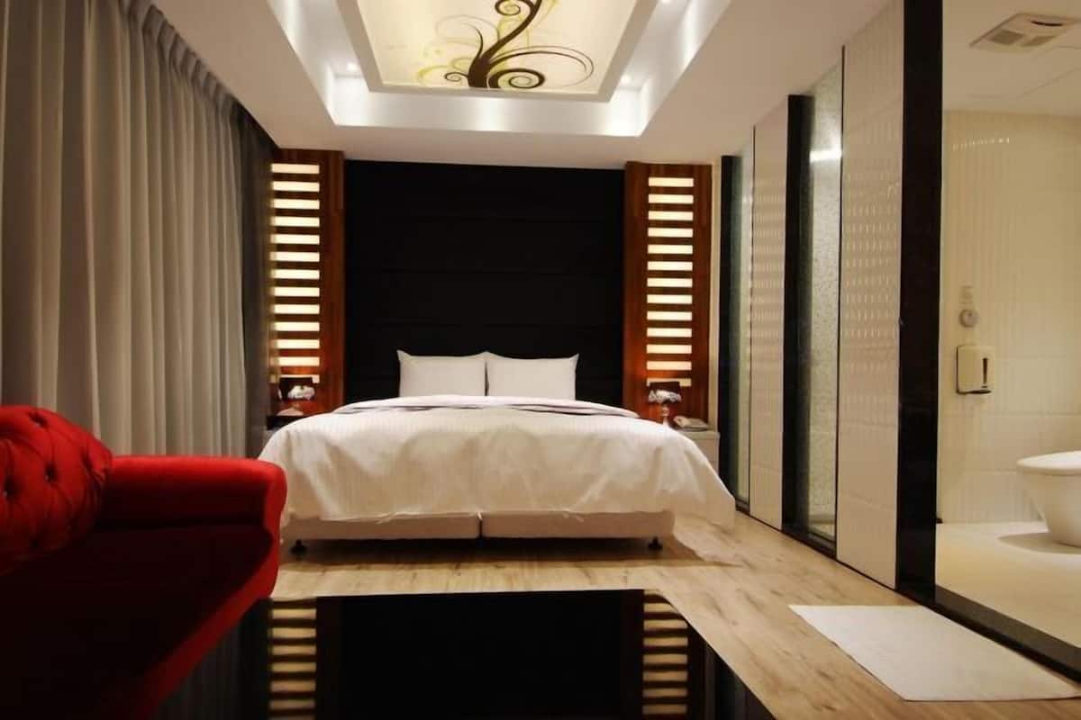 Roupas de cama premium, edredons de pluma, frigobar