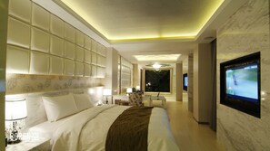 Roupas de cama premium, edredons de pluma, frigobar