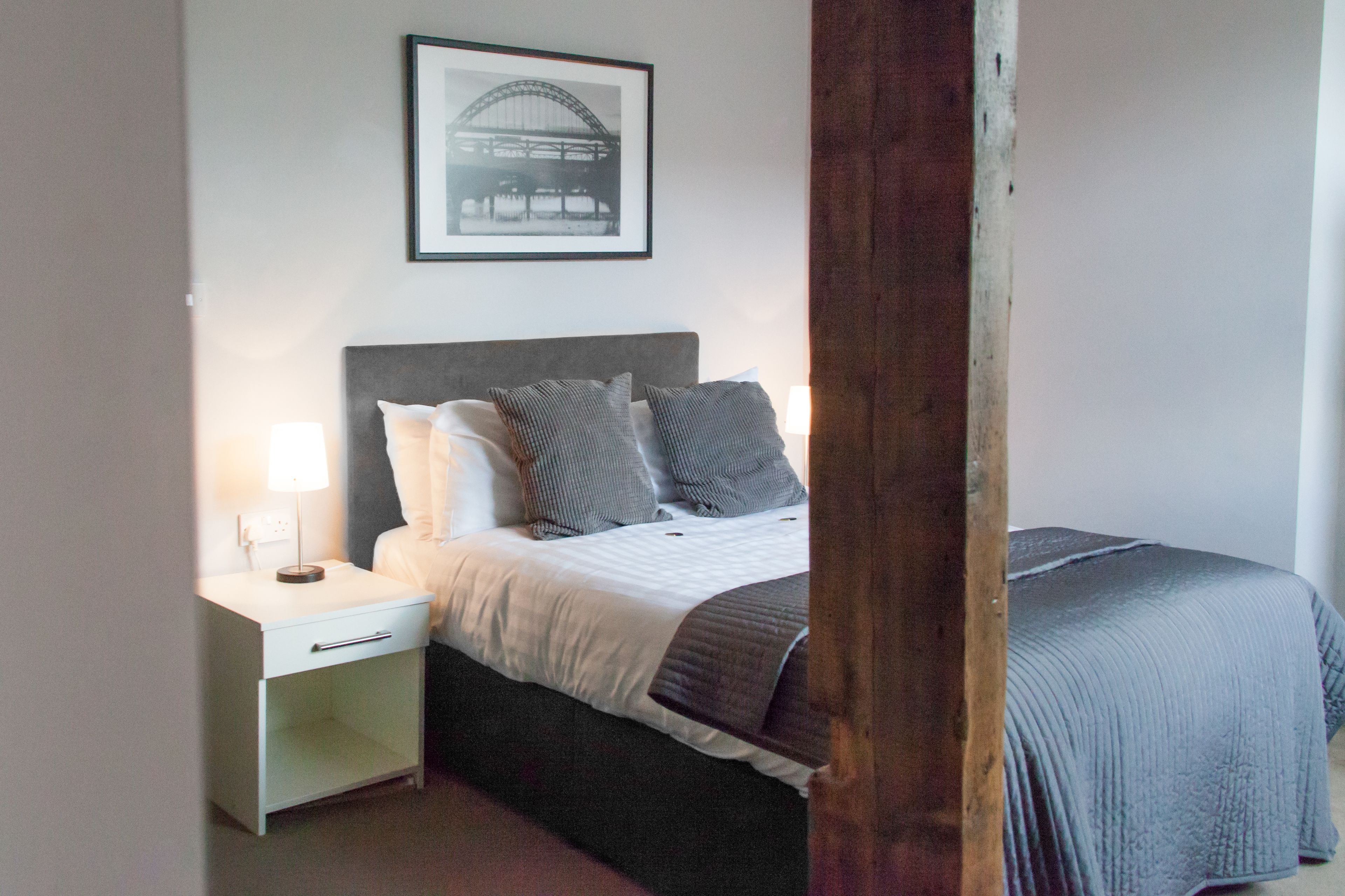 Apartamento, 2 quartos | Roupas de cama premium, ferros/tábuas de passar roupa, Wi-Fi de cortesia