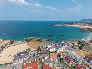 Beach nearby - Apartamentos Solamaza (Arnuero)