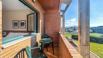 Standard Apartment, 2 Bedrooms, Balcony | Terrace/patio