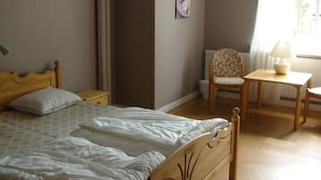 Quadruple Room, Shared Bathroom | Blackout curtains, soundproofing, rollaway beds, free WiFi