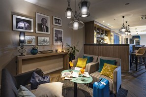 Lobby - Three Corners Lifestyle Hotel (Budapest)