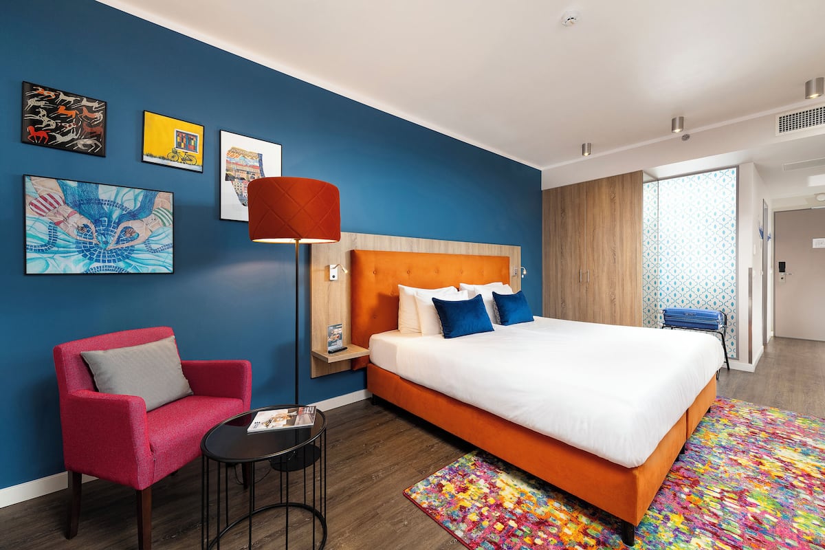 1 dormitorio, ropa de cama hipoalergénica, minibar y caja fuerte