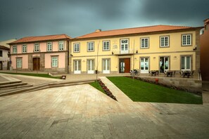 واجهة المنشأة