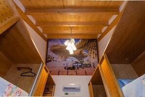 Soundproofing, rollaway beds, free WiFi