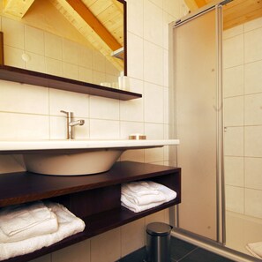Double Room | Bathroom