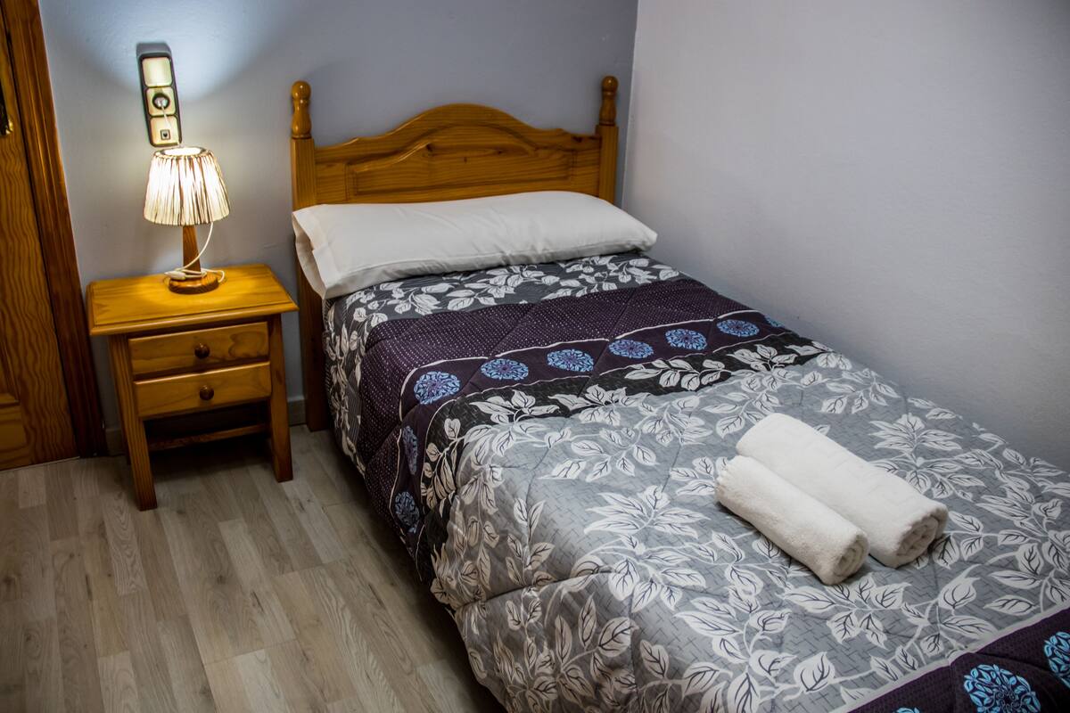Single Room | In-room safe, desk, blackout drapes, rollaway beds (surcharge)