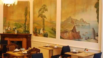 Daily buffet breakfast (EUR 15.00 per person)