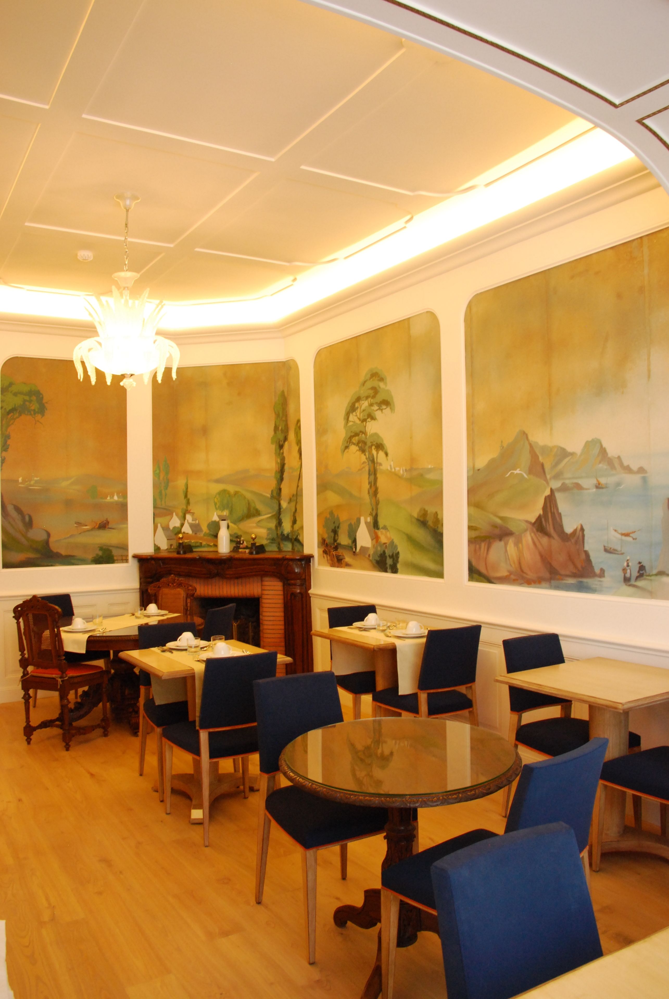 daily buffet breakfast (eur 15.00 per person)