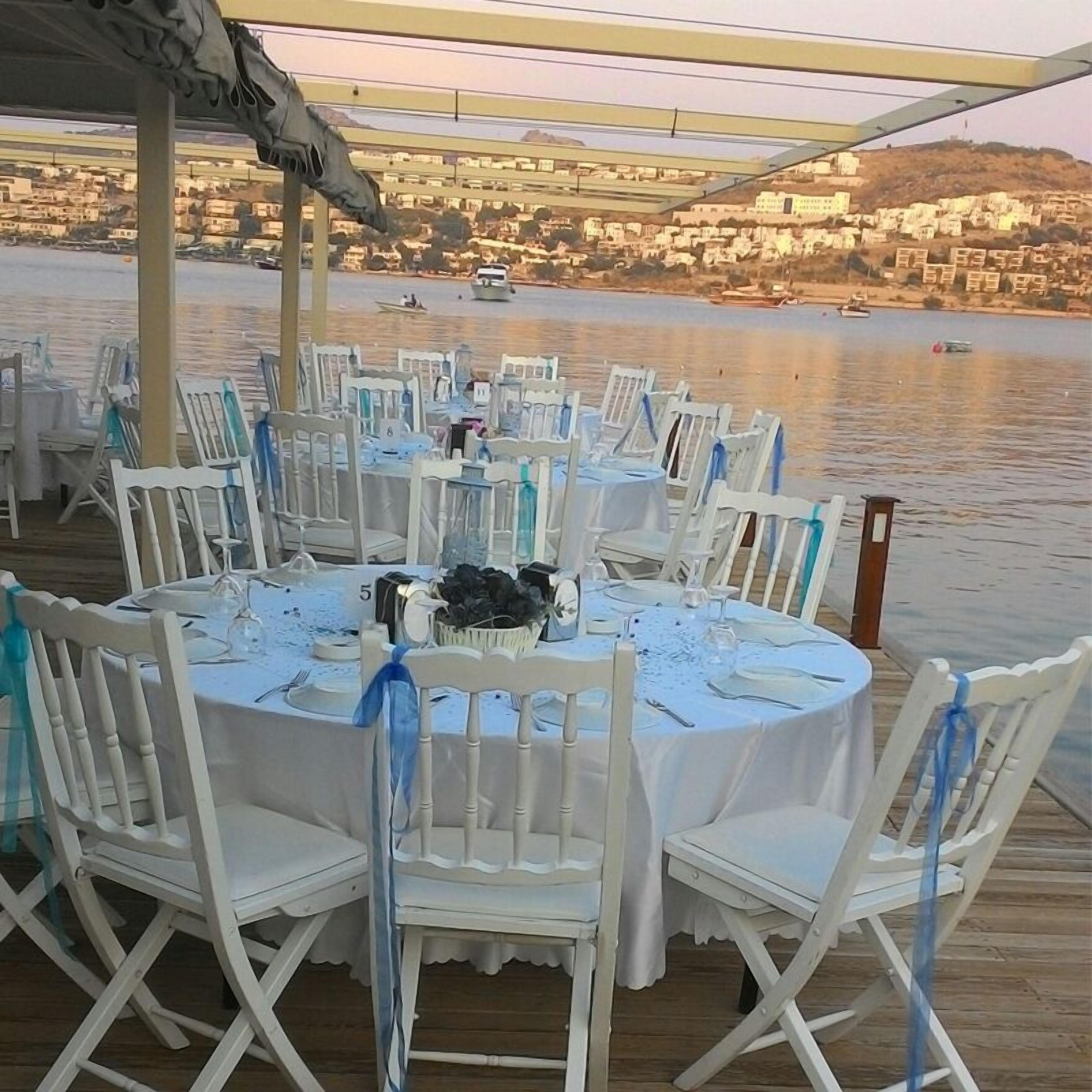 outdoor banquet area