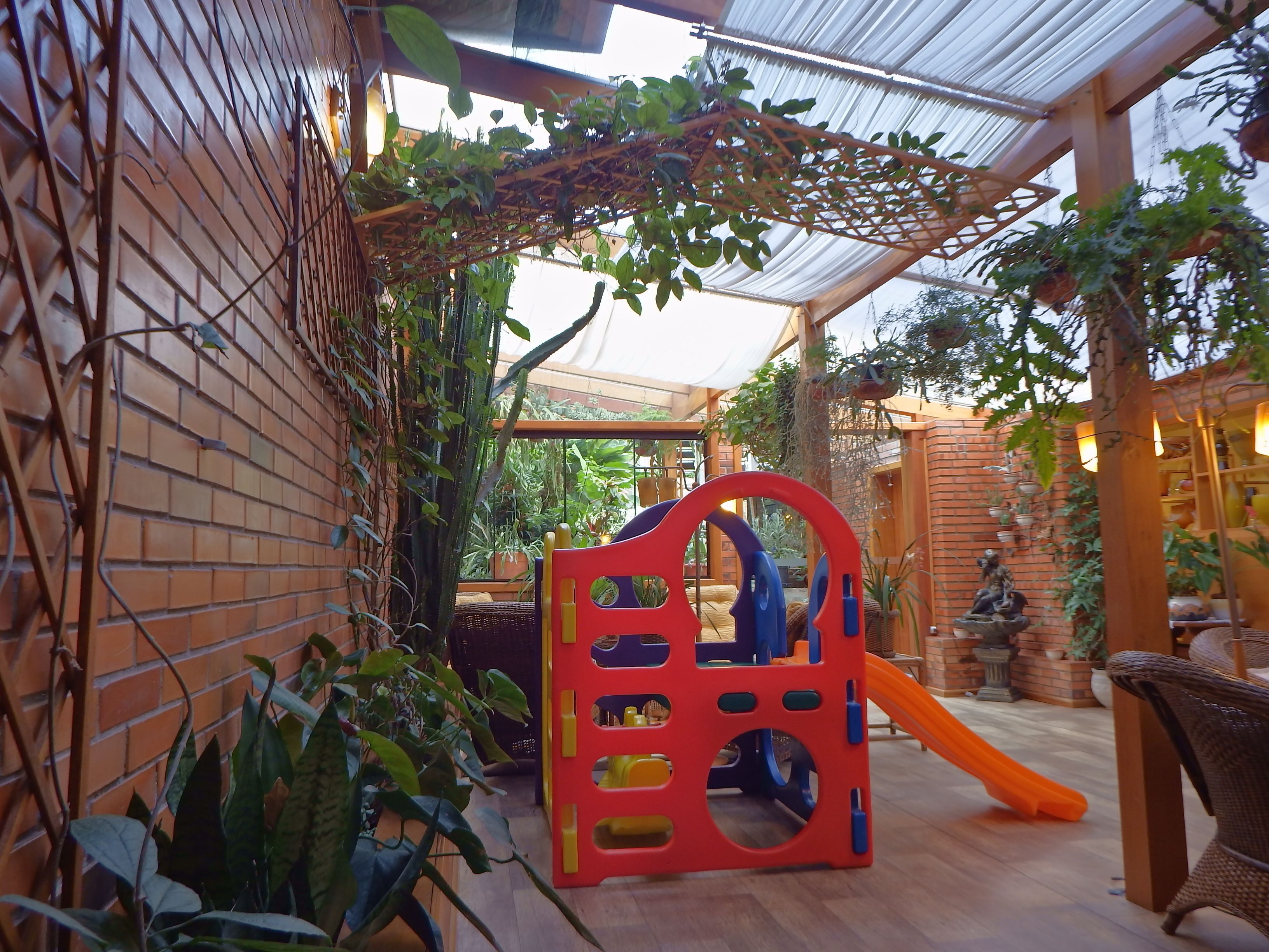 Área de juegos infantiles al aire libre