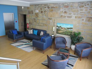 Lobby sitting area - Hotel Solar da Capela (Sao Pedro do Sul)