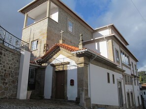 Front of property - Hotel Solar da Capela (Sao Pedro do Sul)
