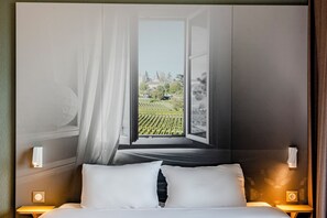 Double Room, Non Smoking | Desk, laptop workspace, blackout curtains, soundproofing