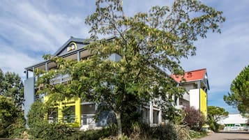 Fachada de la propiedad