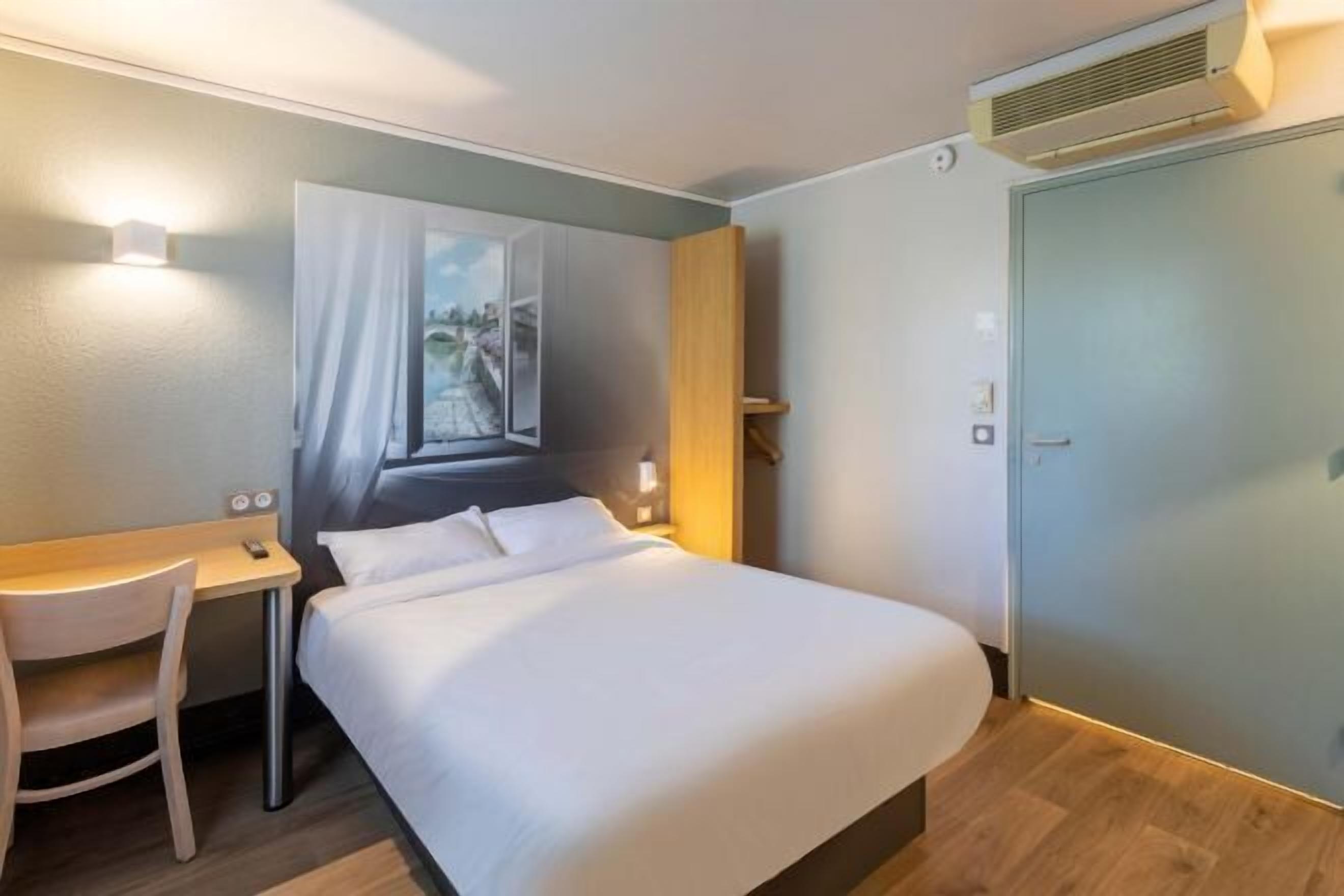 Schreibtisch, schallisolierte Zimmer, kostenloses WLAN, Bettwäsche