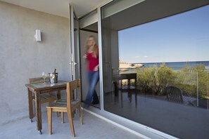 Habitación, junto a la playa | Terraza o patio