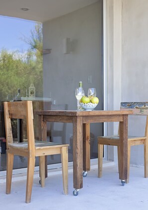 Zimmer, am Strand | Terrasse/Patio