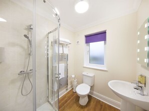 Double or Twin Room, Ensuite (3) | Bathroom