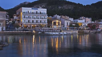 Front of property – evening/night