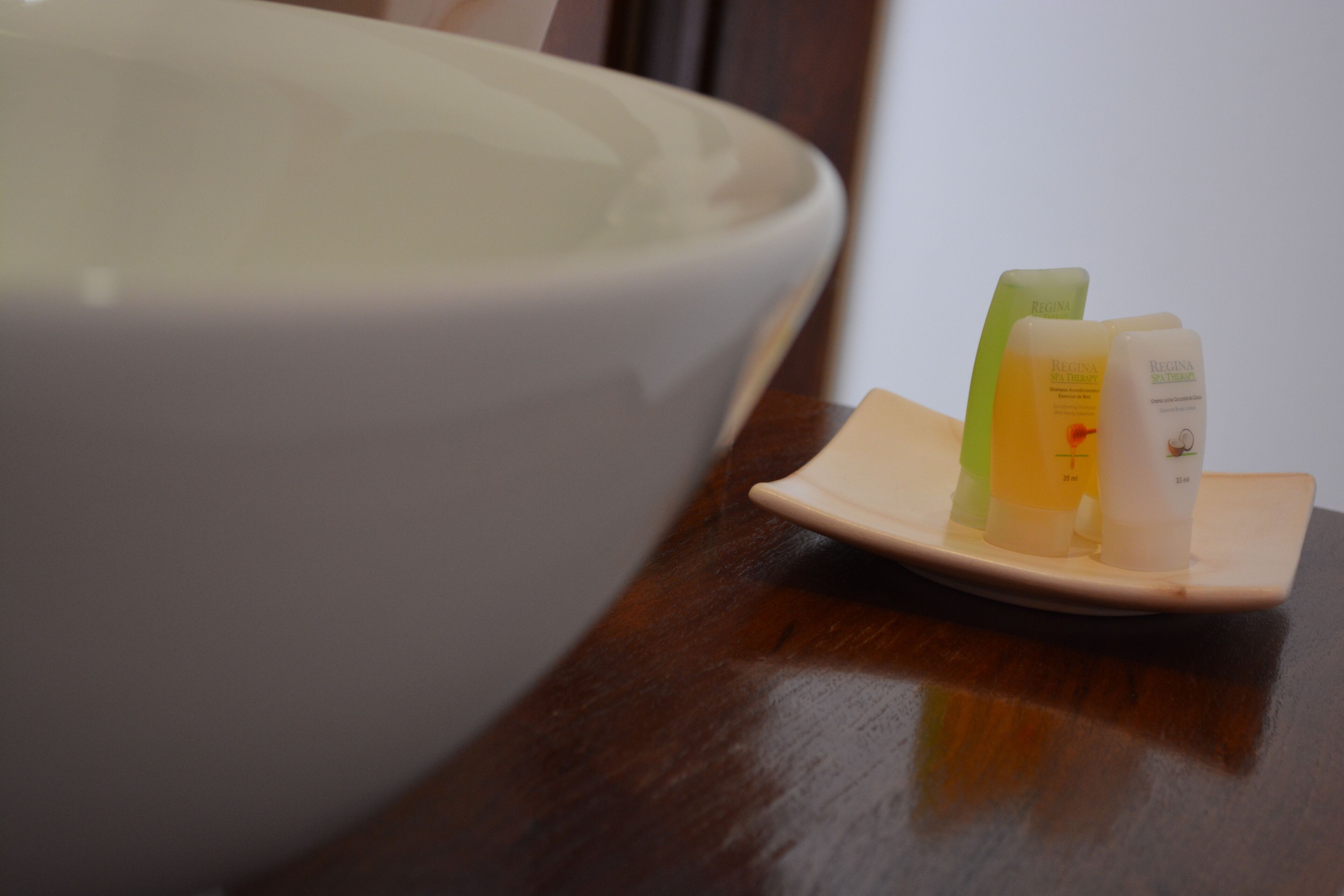 master suite | bathroom | free toiletries, hair dryer, towels