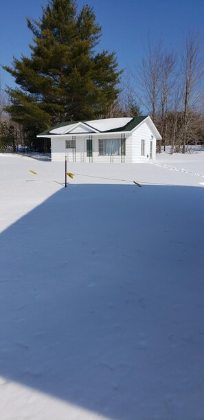 Exterior - Chapel Hill Motel (Moran)