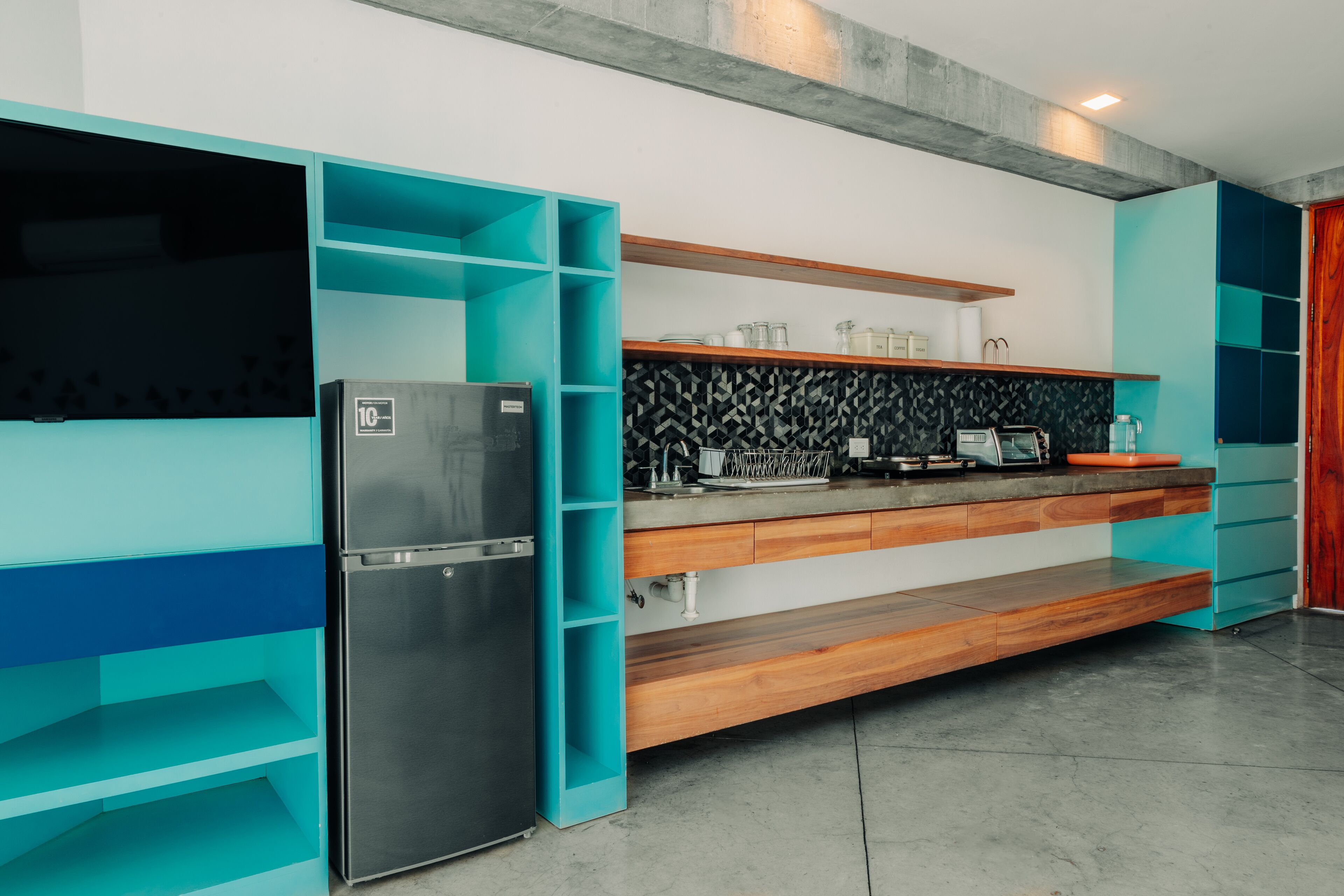 treehouse apartment, 2 bedrooms, kitchen, ocean view | private kitchen