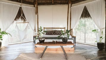 Design Double Room | In-room safe