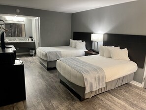 Habitació estàndard, 2 llits dobles, no fumadors | Cortines opaques, wifi gratuïta i roba de llit 