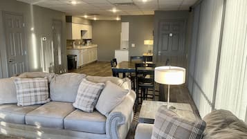 Presidential Condo, Multiple Beds | Living area | 40-inch LED TV with satellite channels, TV