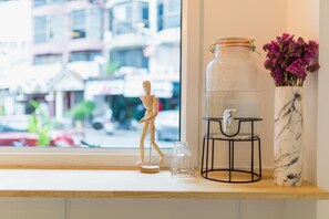 Lobby sitting area - Habitat Hotel (Chiang Mai)
