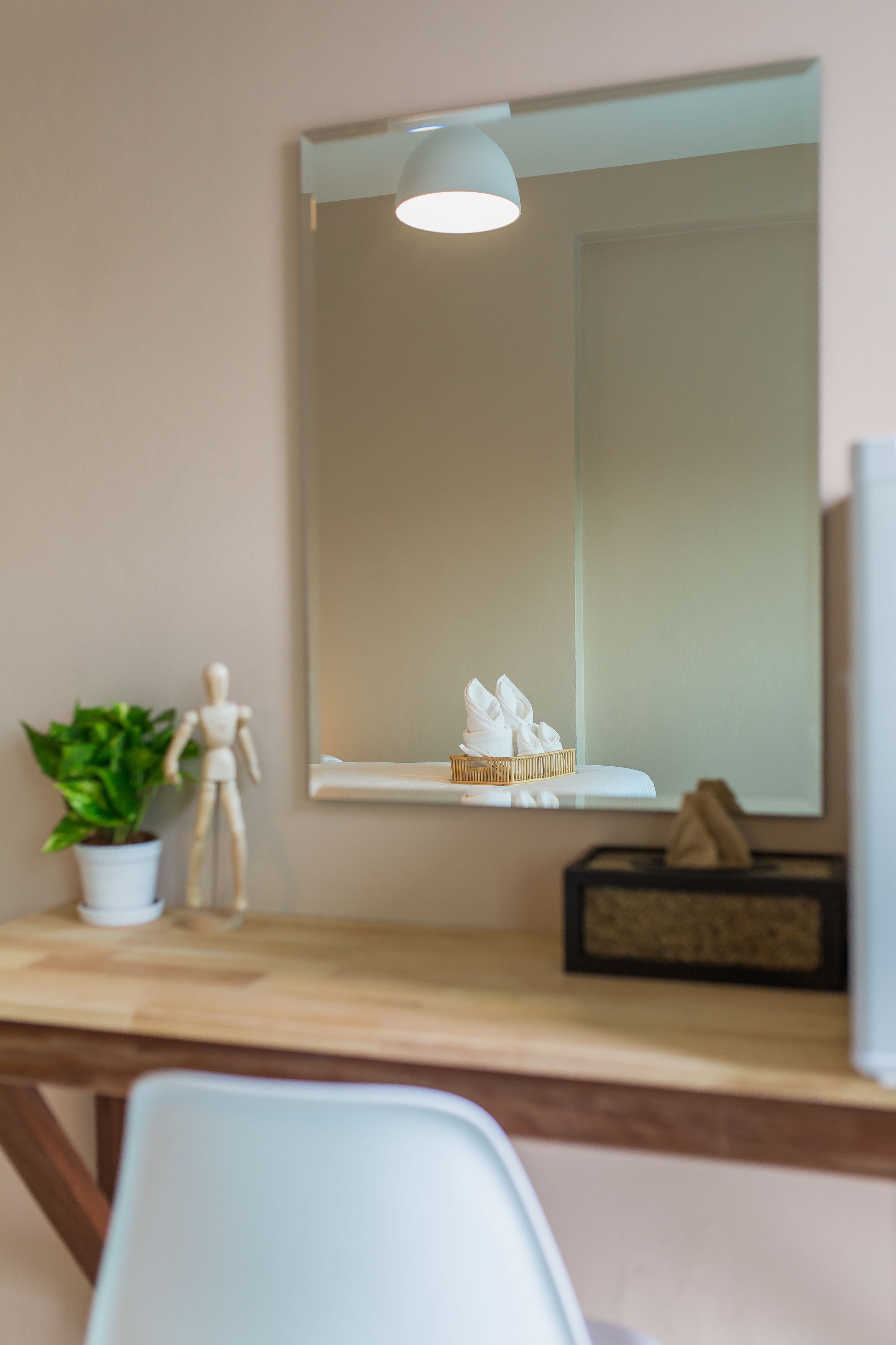 en-suite with balcony | 1 bedroom, in-room safe, desk, free wifi