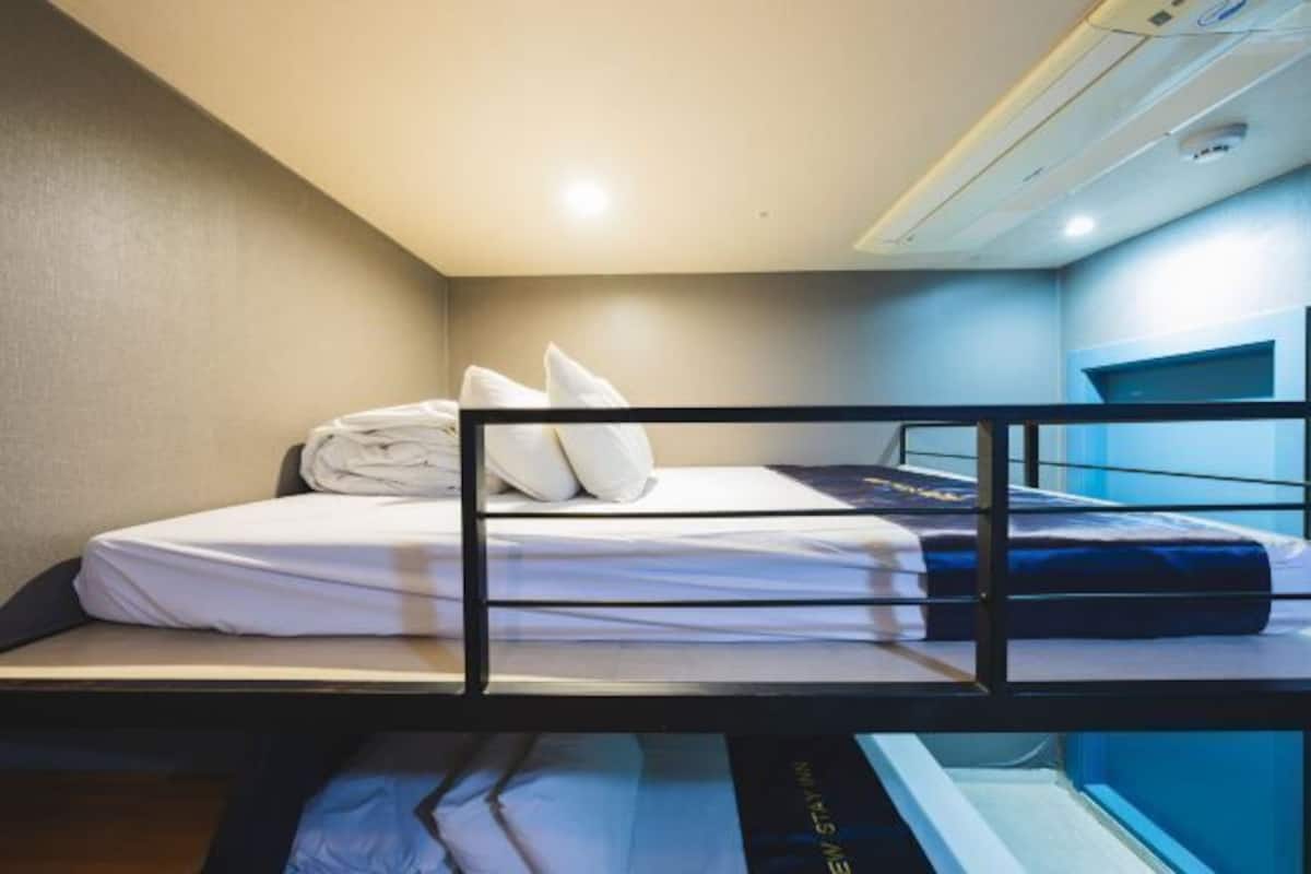 Literie de qualité supérieure, décoration personnalisée