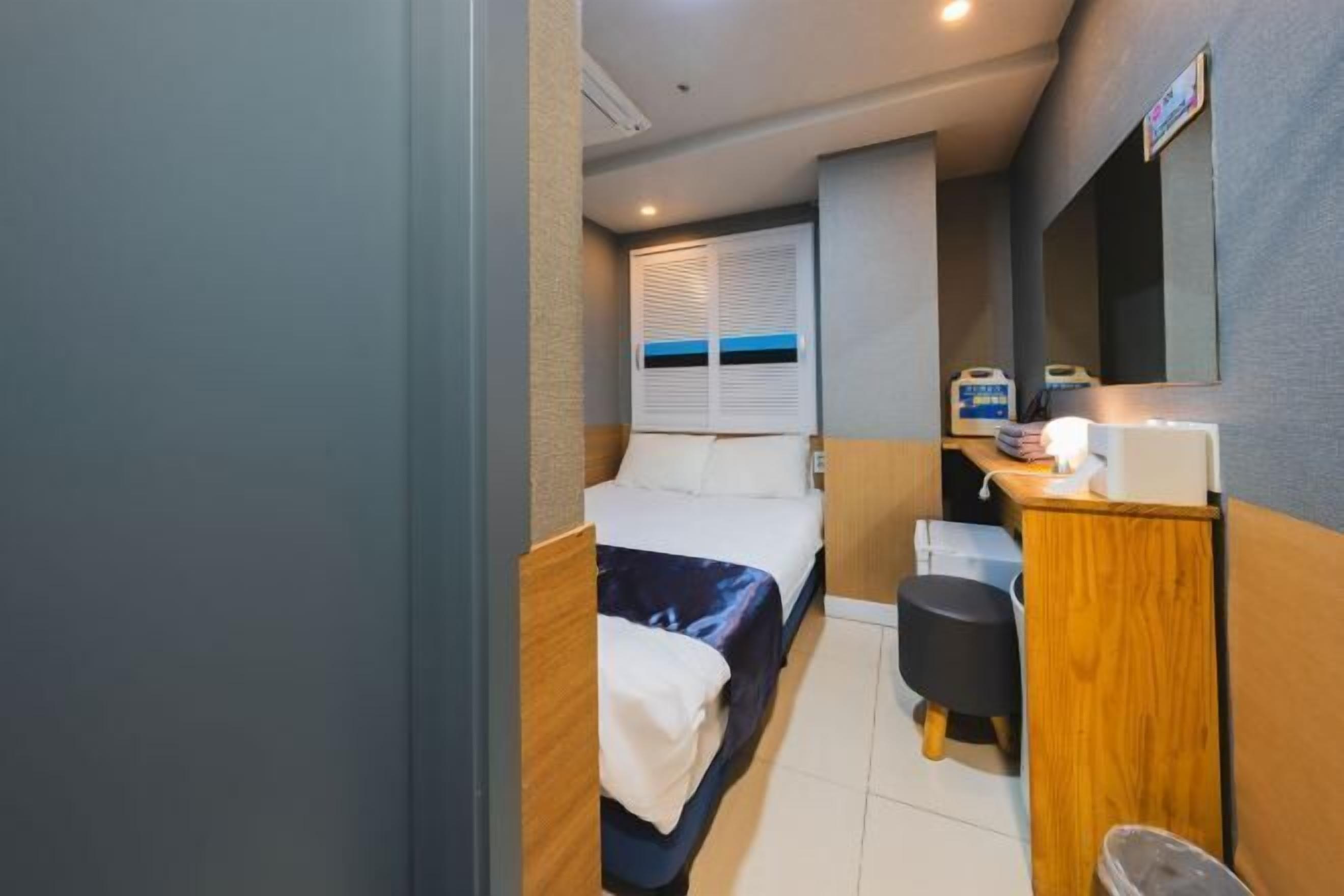 高級寢具、獨特設計、獨特裝修、書桌