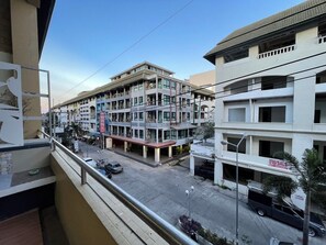 Executive Apartment, 2 Bedrooms - OYO 75486 Anna Residence Jomtien (Pattaya)