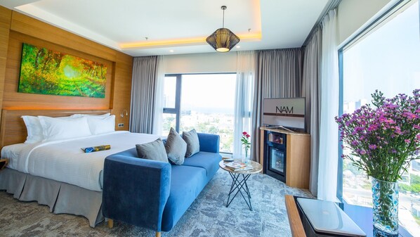 Premium bedding, minibar, in-room safe, desk